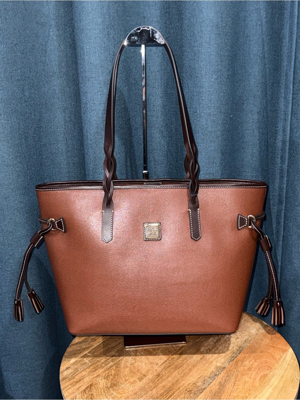 Dooney & Bourke Amber Bailey Tote NWT
